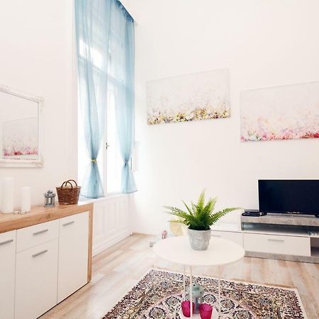 Lillybeth City Center Apartments Budapest Extérieur photo