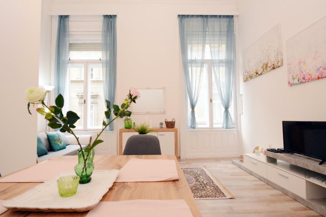 Lillybeth City Center Apartments Budapest Extérieur photo