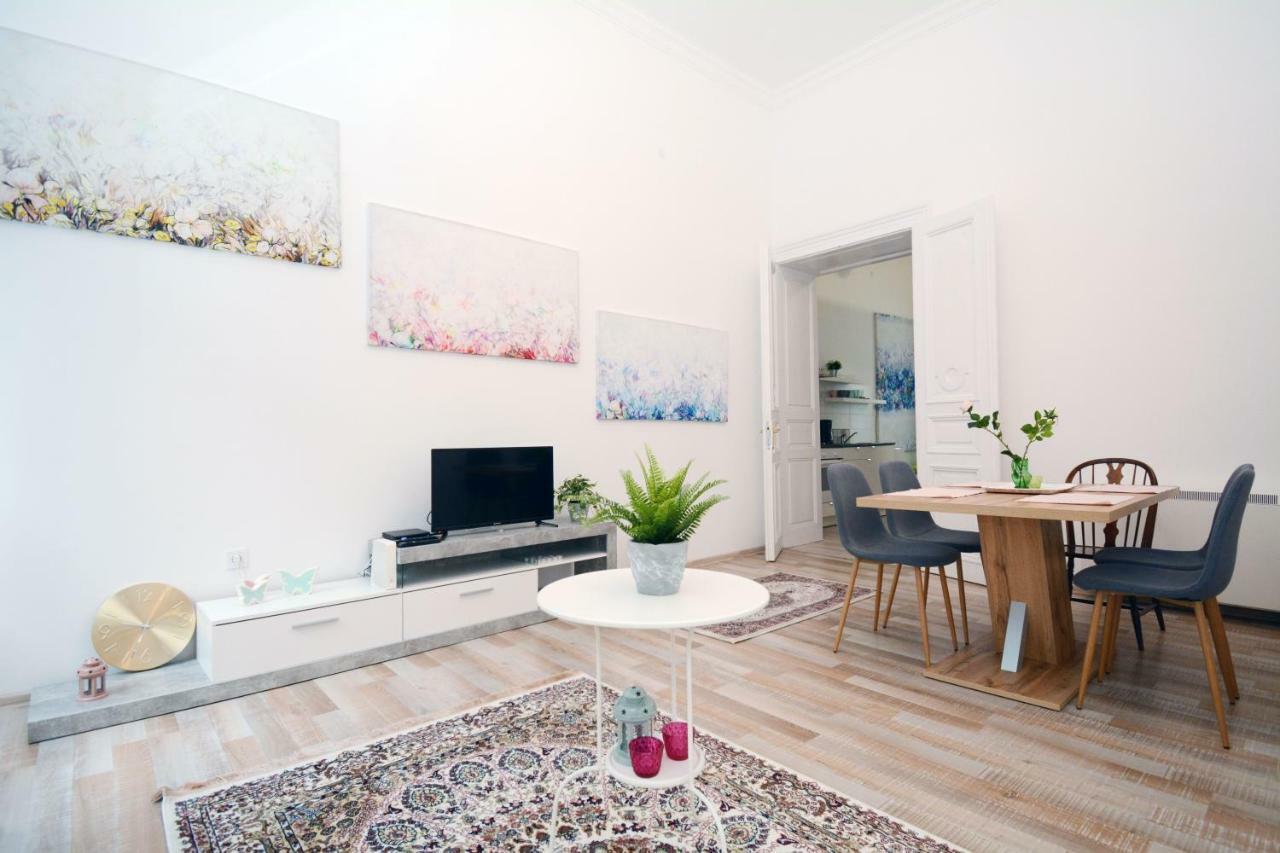 Lillybeth City Center Apartments Budapest Extérieur photo
