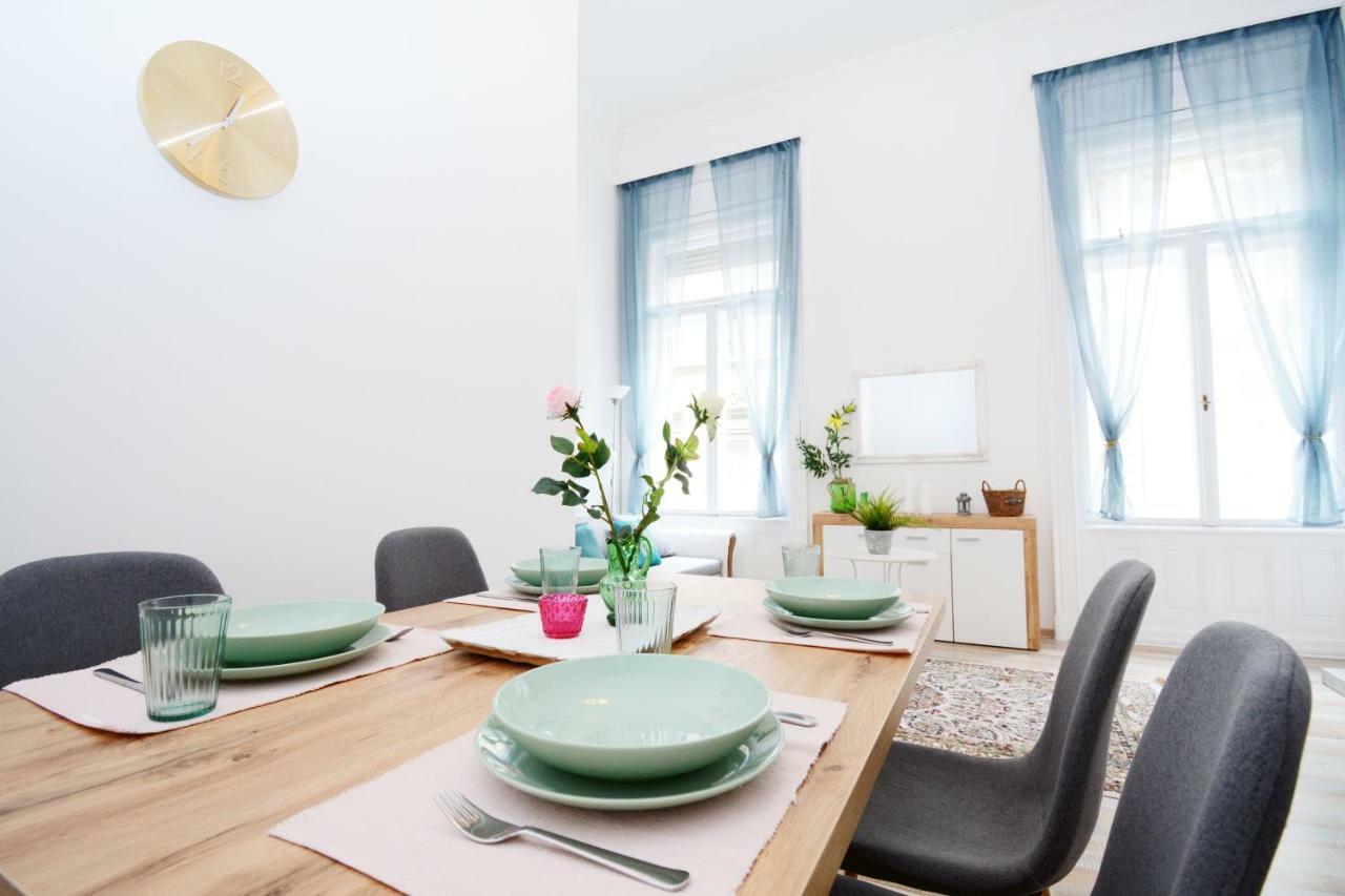 Lillybeth City Center Apartments Budapest Extérieur photo